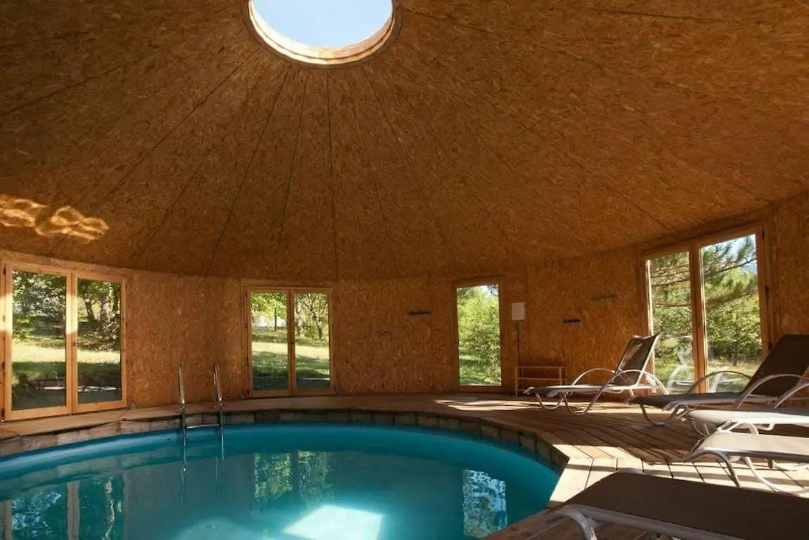 Gites Et Yourtes L'Aousiere Entrepierres Holiday home