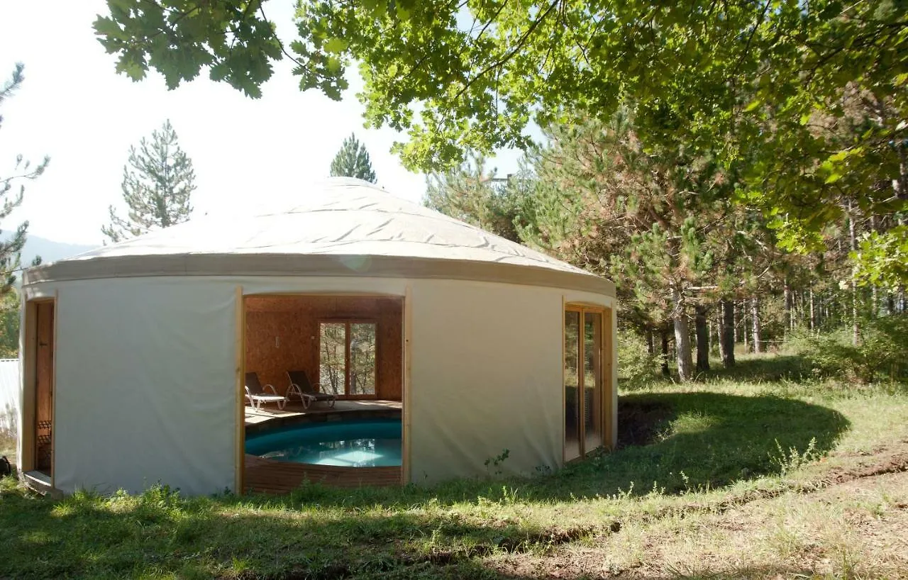 Gites Et Yourtes L'Aousiere Entrepierres France
